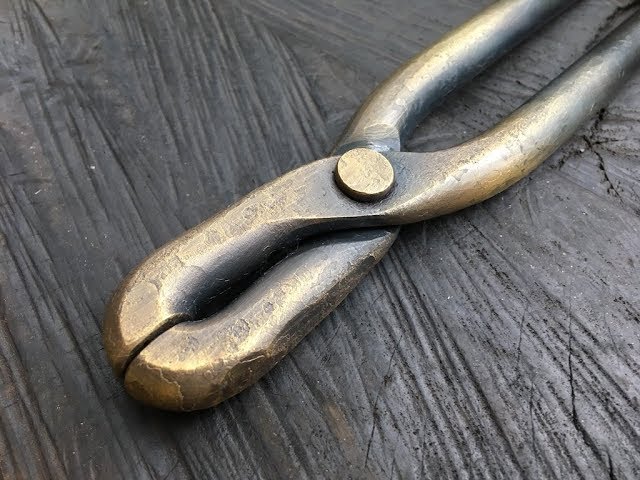 An Unusual (Easier?) Way To Make Blacksmith Tongs