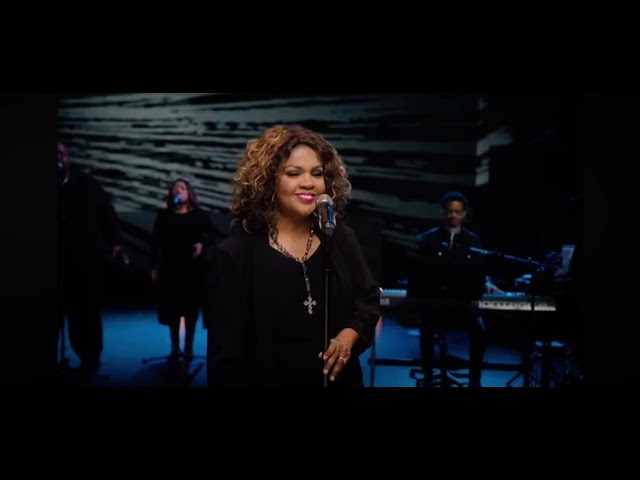 CeCe Winans ministers “Never Lost”
