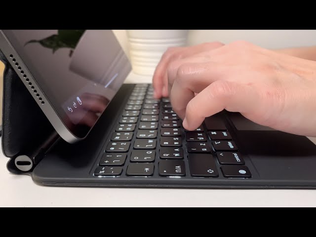 ASMR typing sounds iPad Pro Magic Keyboard