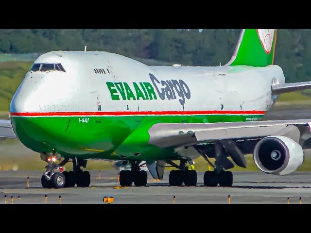 25 LOUD TAKEOFFS in 20 MINUTES | 707 MD11 747 MD80 777 | Anchorage Airport Plane Spotting
