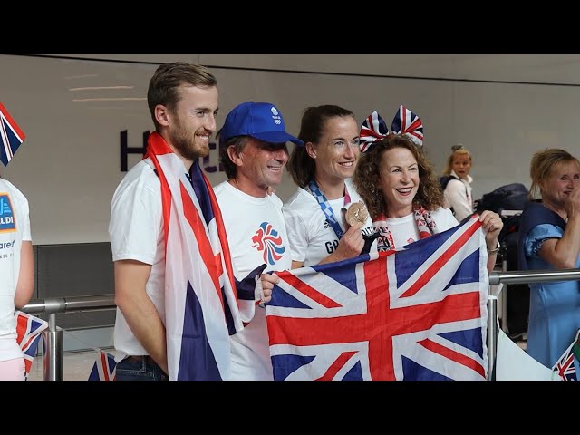 Surprise Welcome Home For GB Bronze Medallists