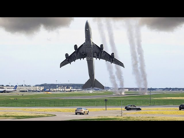 55 Unbelievable Aviation Moments Caught On Camera
