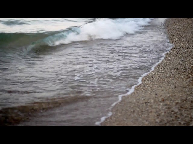 [10 Hours] Gentle Beach Waves in Close Up - Video & Audio [1080HD] SlowTV