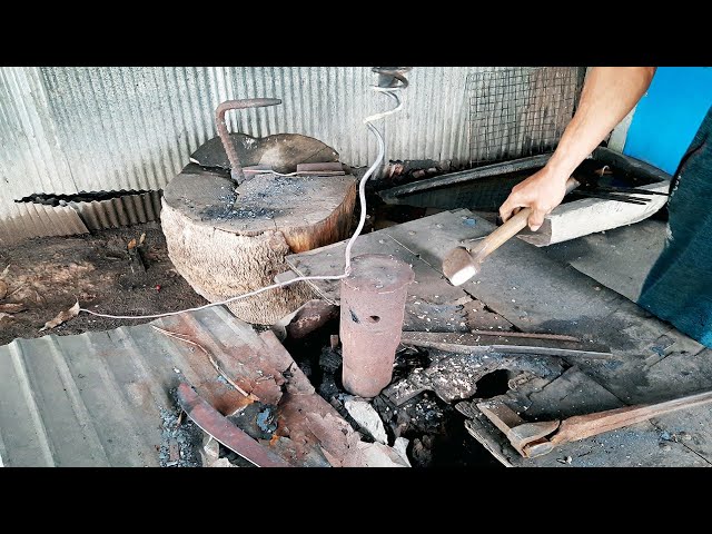 Blacksmithing, Forging A CHISEL For Carving Cow Skin Shadow Puppet