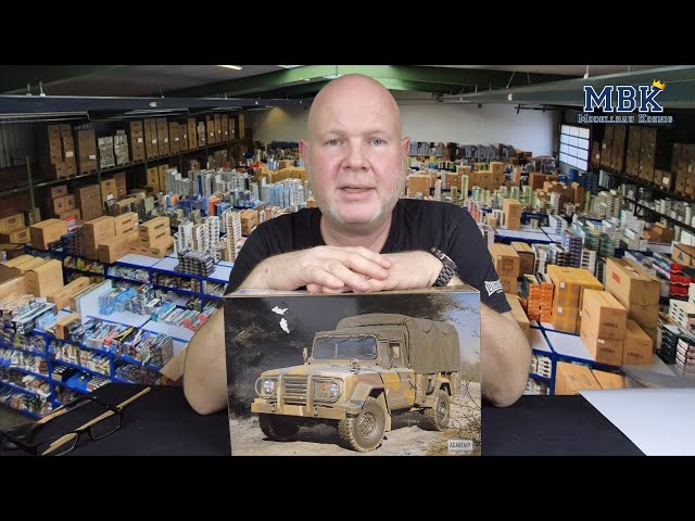 MBK unboxing #939 - 1:35 R.O.K. ARMY K311A1 Light Truck (Academy 13551)