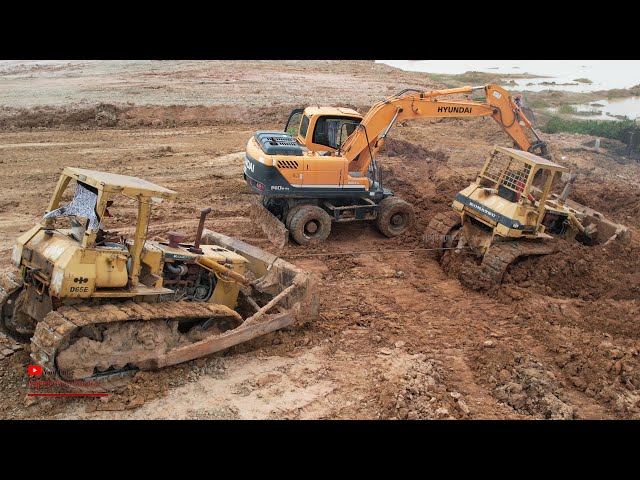 Unexpected​ Dozer Sinking in Mud Recovery Amazing Power Pulling Bulldozer Vs Excavator