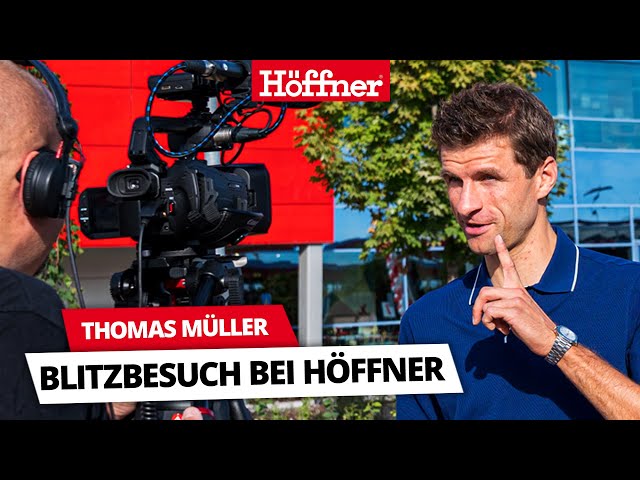 Thomas Müller - Blitzbesuch bei Möbel Höffner