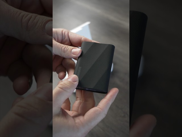 Unboxing Samsung’s 4TB portable SSD T9