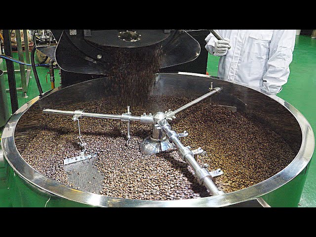 Mass production site of ground coffee / Korean food factory
