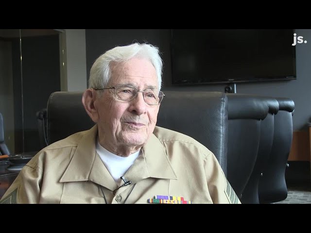 94-year-old is the lone survivor of the USS Indianapolis sinking, Sgt. Edgar Harrell tells his story