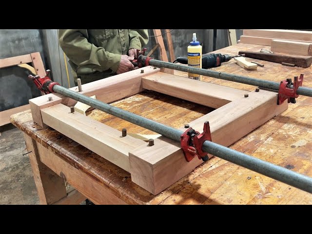 Enchanting Woodworking Projects // Make a Table Without Screws - Robert Madison
