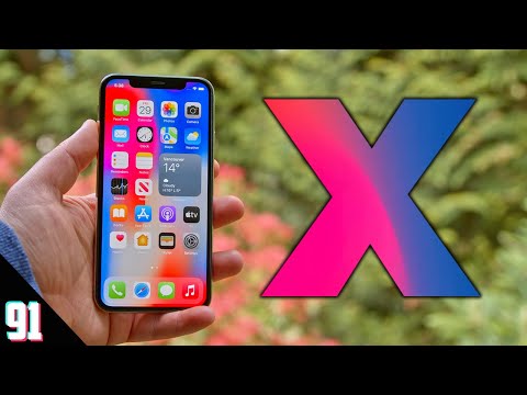 iPhone X in 2022 - worth it? (Review)