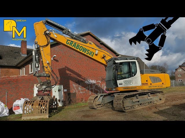 House Demolition with modern hydraulic excavator! LIEBHERR 926 tearing down old house #1