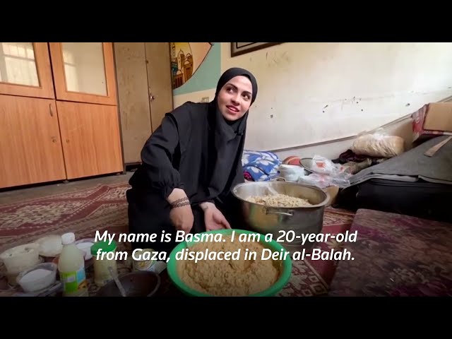 Gaza student turns to selling hummus to support family | REUTERS