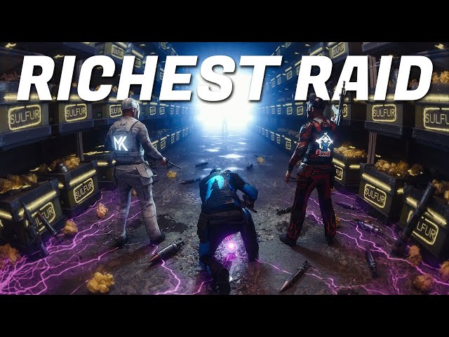 WE RAIDED THE RICHEST BASE IN RUST - (Movie)