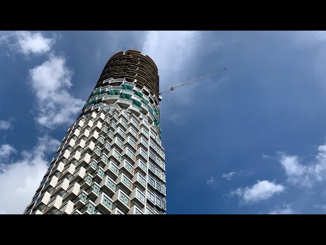 Building London's Multi-Faceted Skyscraper