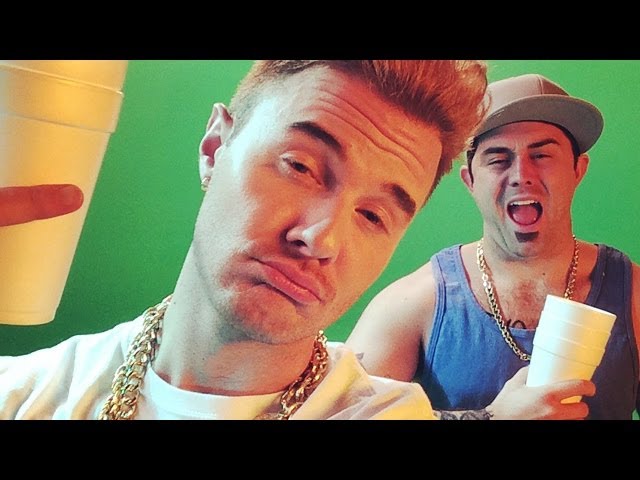 Justin Bieber and his Dad Addicted to Sizzurp!!! Vlog # 12