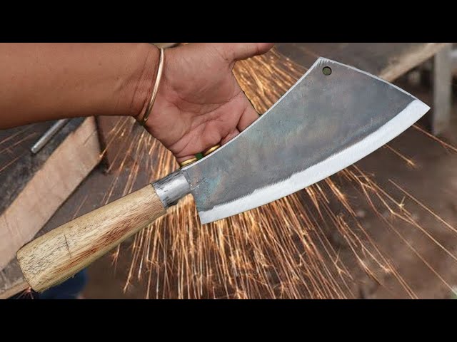 Knife Making - Forging A Sharp Knife From A Piece Of Tractor's Plough Disc.