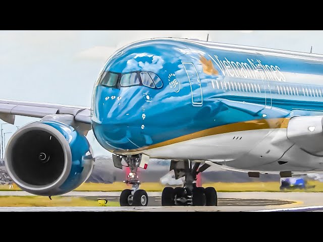 25 HEAVY TAKEOFFS and LANDINGS | 777 747 A350 A330 | Melbourne Airport Plane Spotting