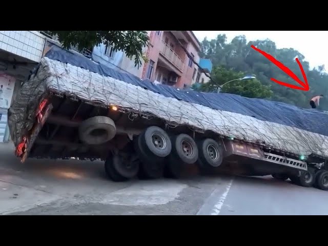 Dangerous Moments Idiot Truck & Car Driving Fails | Heavy Machinery Fail Compilation