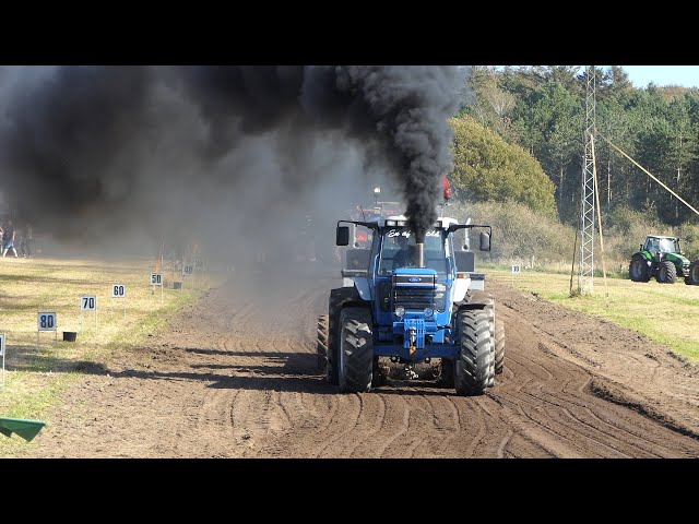 Ford TW-15, TW-25, TW-35 & 8200 Going Full Hammer at the Pulling Arena | Smoking Hot | Danish Agri