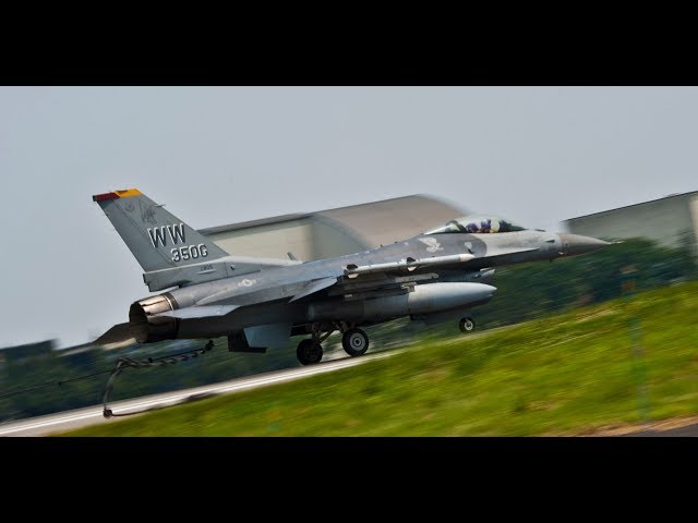 F-16 engine flameout landing.