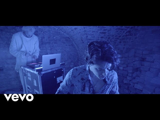 The Vamps - Chemicals (Blossom Sessions)