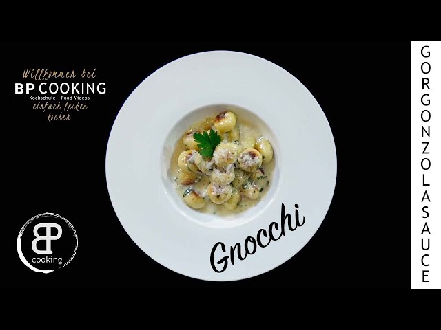 Die einfachste und beste Gorgonzolasauce. Wie in Italien, schnell zubereitet und unglaublich lecker!