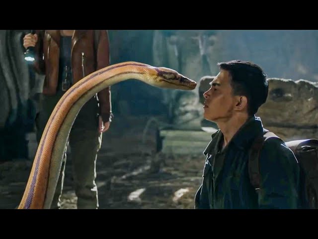 Boy Raised A Golden Python Who Saves His Life | Film Explained in Hindi/Urdu Summarized हिन्दी
