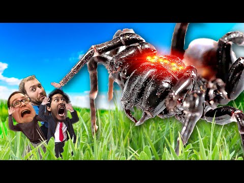 STAY AWAY FROM THE SPIDERS!! | Grounded - Part 2