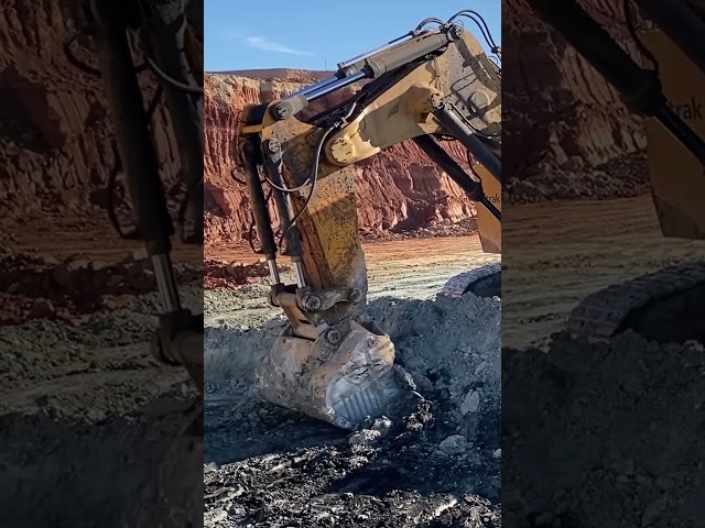 Huge Caterpillar 6040 Excavator In Action - #shorts