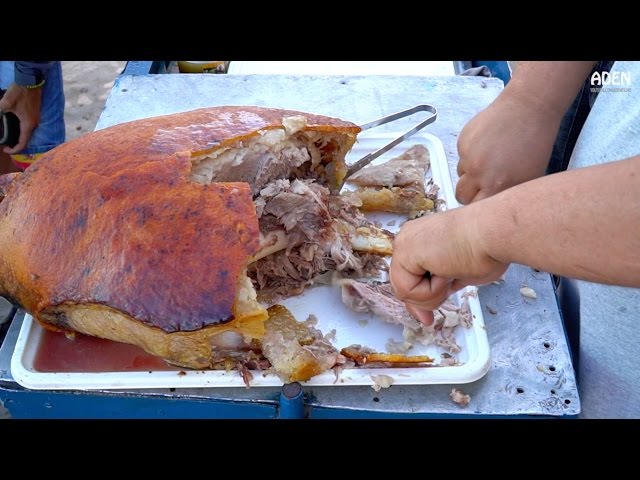 Street Food in Cuba - Roasted meat in Trinidad