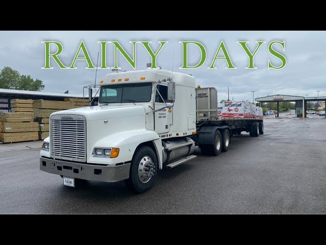 Rainy Days In The FLD120 (Owner Operator Trucking)