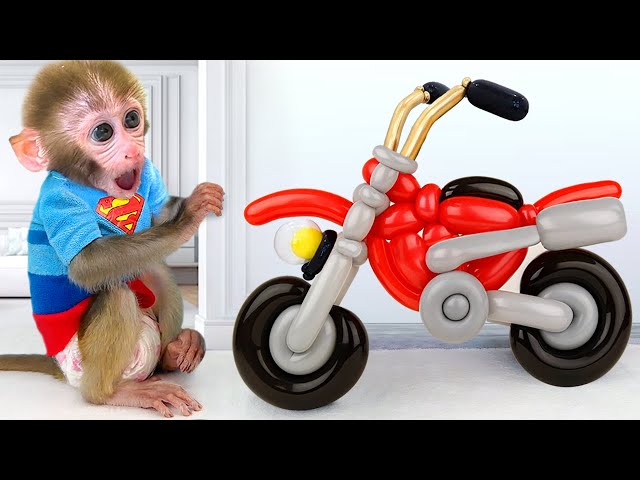 Monkey Baby Bon Bon plays with Funny Balloons and naughty with Ducklings in the swimming pool