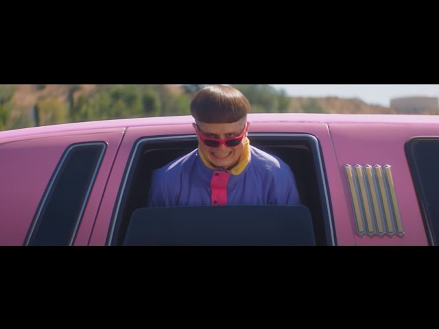 Oliver Tree - Cash Machine [Official Music Video]