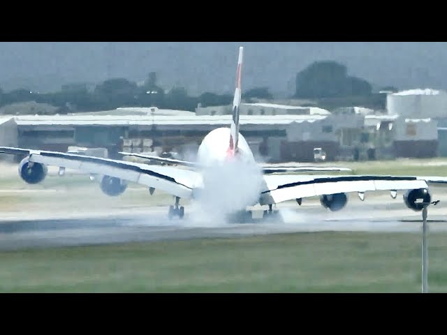 A380 Crosswind Landing Goes Wrong