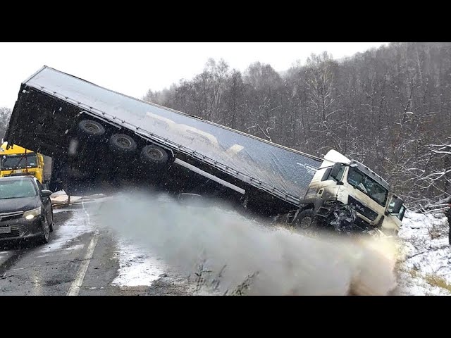 Dangerous Fails Trucks Driving Skills Crossing River , Fastest Heavy Equipment Machines Driving