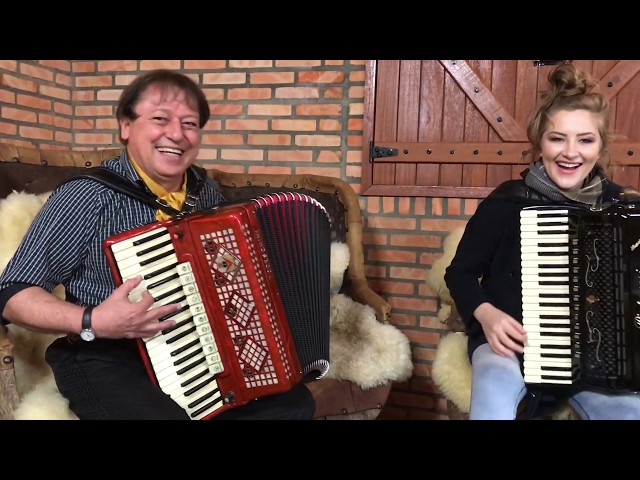Bia Socek e Carlinhos Steiner floreando o acordeon