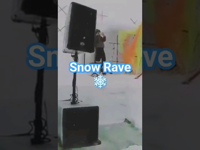 Crazy Snow Rave ❄️😮 #snow #rave #christmasparty #psytrance #crazy #trance #techno #psychedelictrance