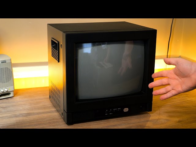 Unboxing a New Old Stock 14" Videology CRT Monitor