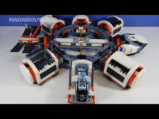 LEGO City Modular Space Station 60433.