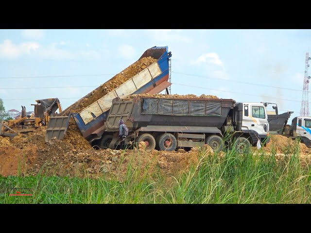 Awesome Heavy Dumper Truck Soils Unload Jobs Operating Pushing Bulldozer Komatsu