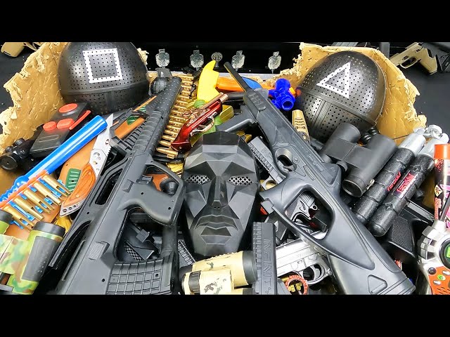 Guardian Rifle & Stery AUG - Squid Game Gun Box, Mask, Projectile Ammunition, Weapon Equipment
