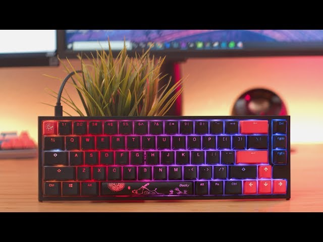 NEW!!! Ducky One 2 SF Review! 65% My favorite Keyboard Layout!