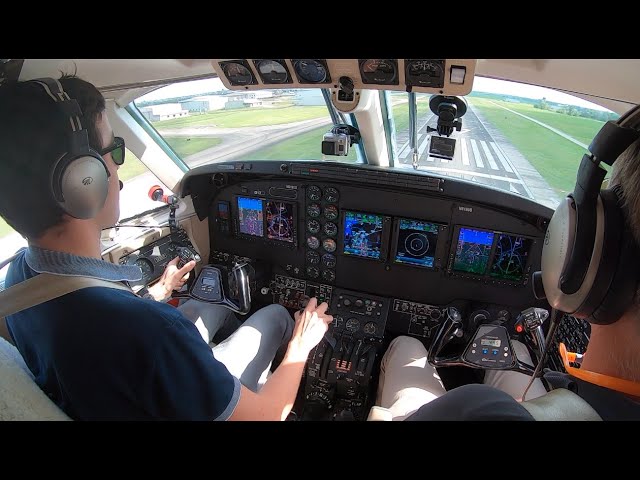 HOW TO LAND A KING AIR
