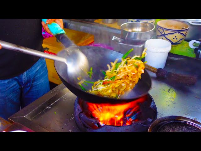ULTIMATE WOK SKILLS! Chicken Fried Rice, Shrimp Stir-Fried Noodles | Cambodian Street Food