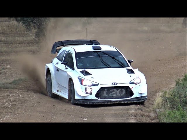 Test Andreas Mikkelsen | Hyundai i20 WRC on Gravel | RallyRACC 2017 by Jaume Soler