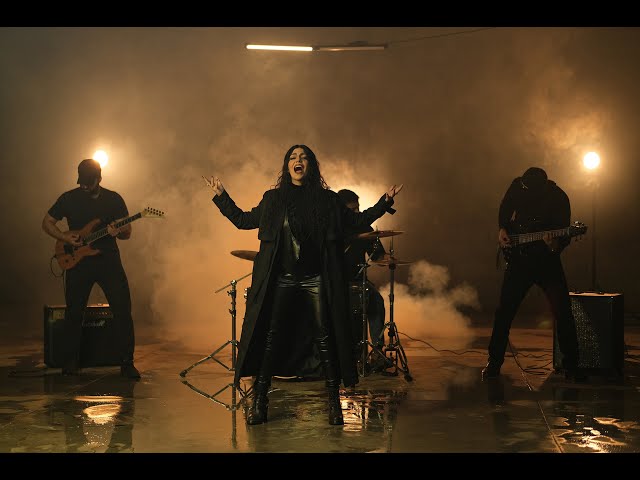 Minoram - Na Doozakh Na Behesht (Official Music Video)