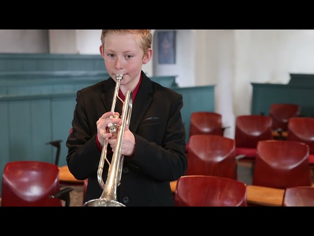 Simon Kamp op trompet