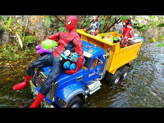 Spiderman & Big Blue Truck Rescue Fun Story